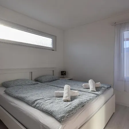 Irisz Apartment